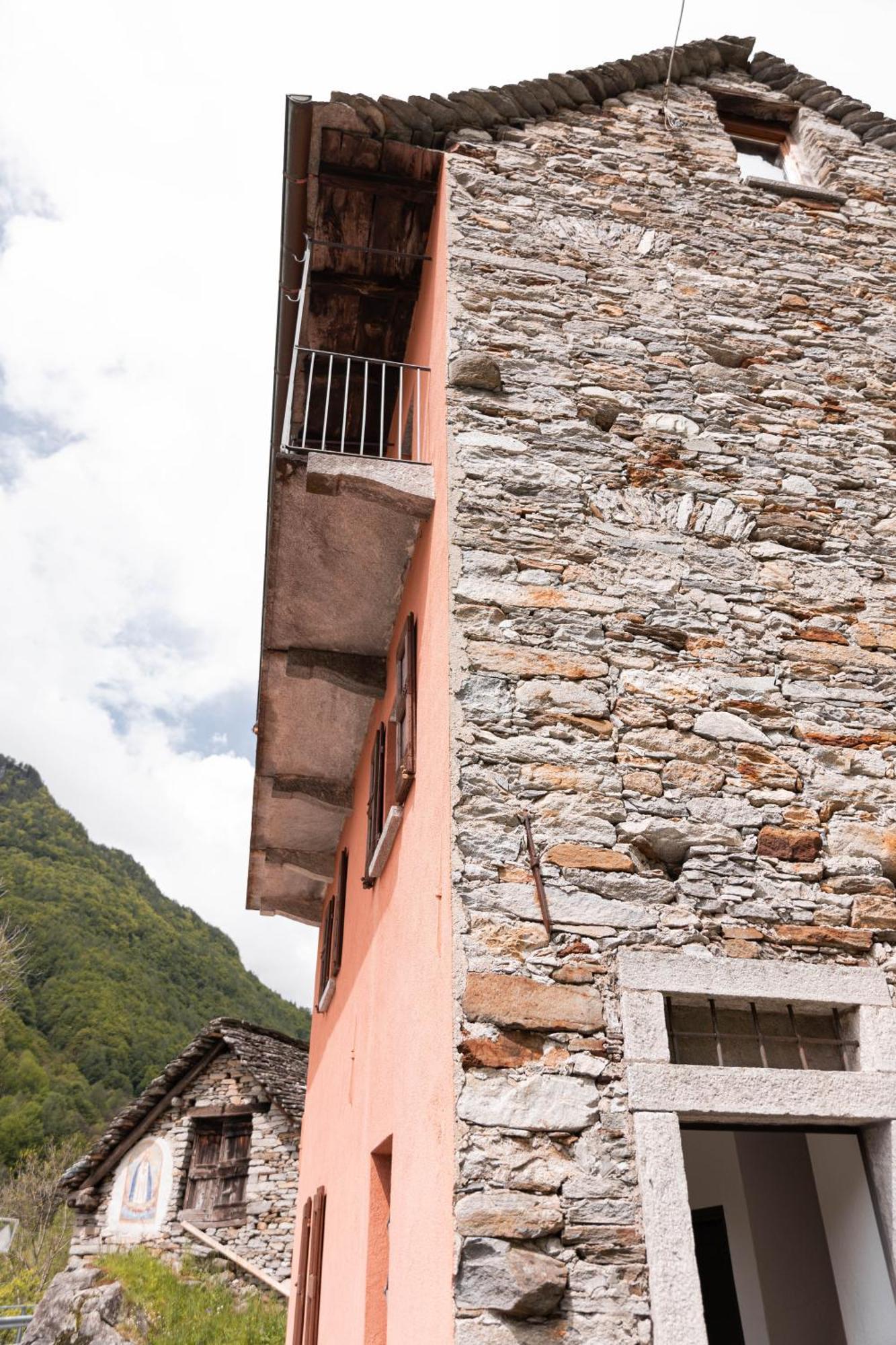 Verzasca Lodge Carlotta Frasco エクステリア 写真